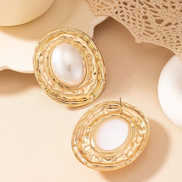 Yellow Gold Women's Geometric Texture Oval Pearl Inlay Pendant Vintage Earrings - Picture 5 of 6